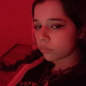 Meet your Posher, Zoe